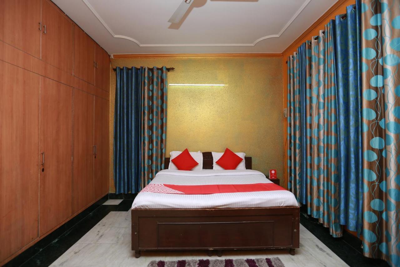 Oyo 11752 Hotel Sun Palace Residency Indirapuram Екстериор снимка